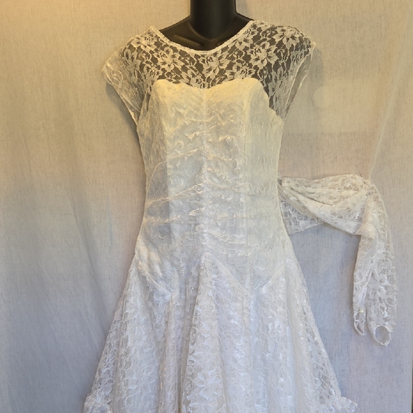 Vintage Frederick's Of Hollywood White Lace Wedding Dress - Picture 3 of 9